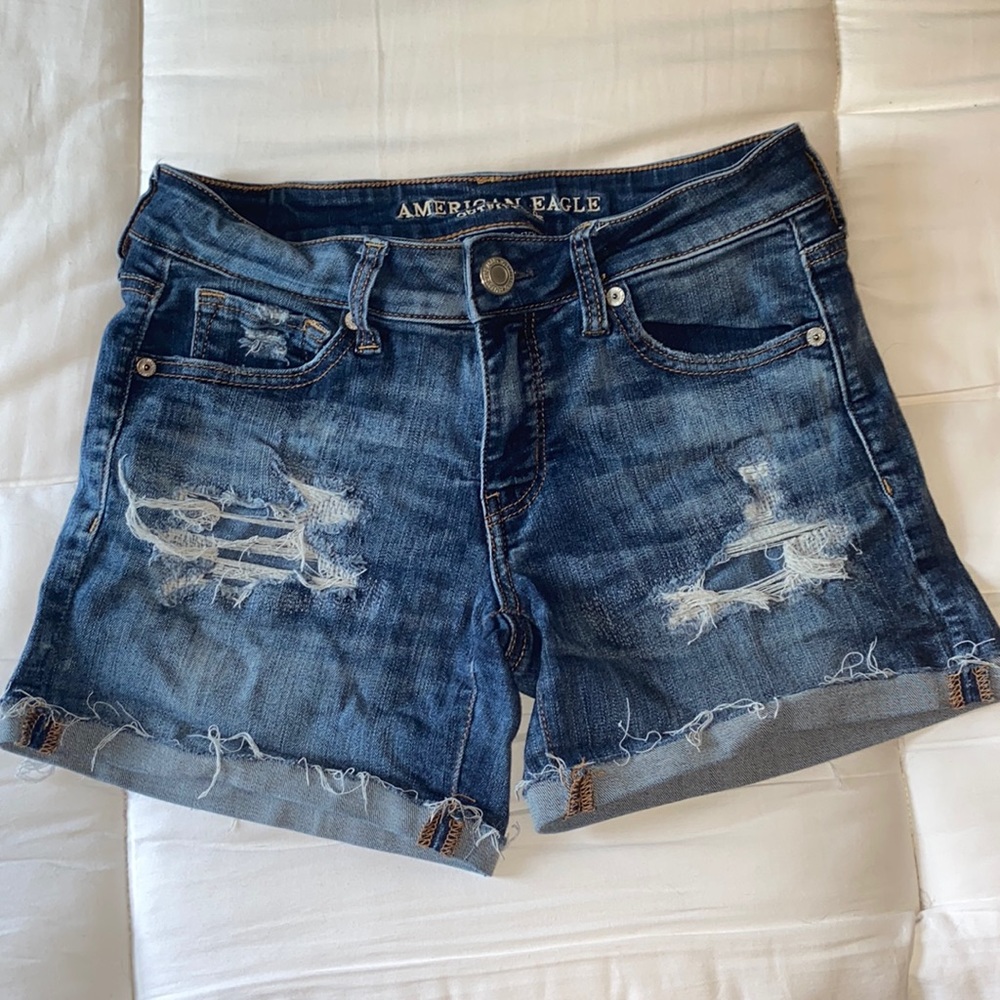American Eagle “super super stretch x” midi jean short